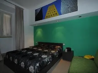 Chroma Suites 3*, Rome