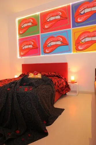 Bed & Breakfast Chroma Suites
