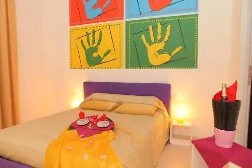 Bed & Breakfast Chroma Suites