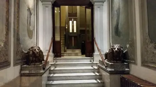 Chroma Suites 3*, Rome