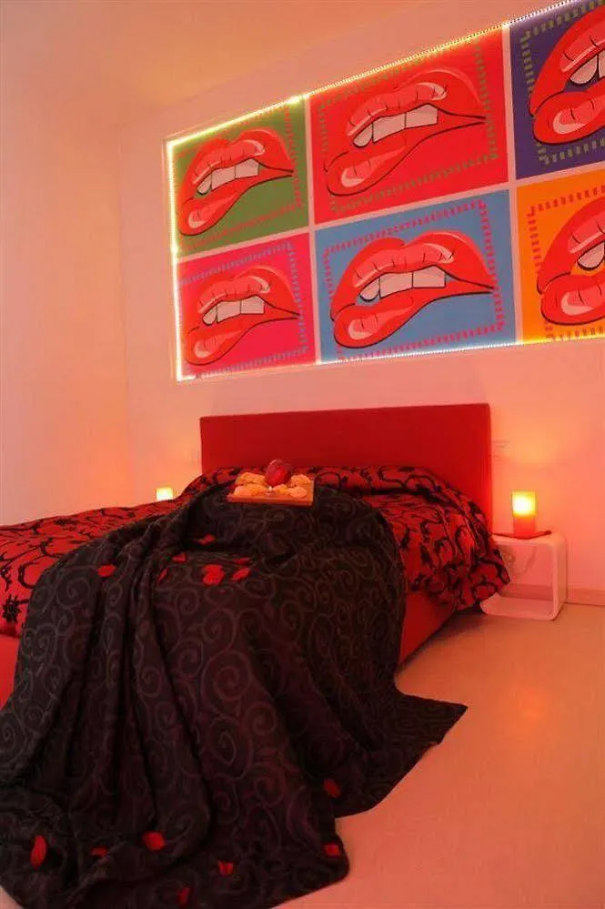 Chroma Suites